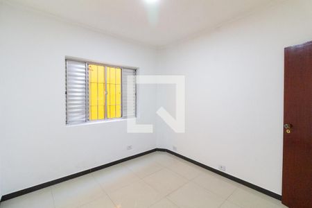 Quarto 1 de casa para alugar com 4 quartos, 180m² em Jardim das Vertentes, São Paulo