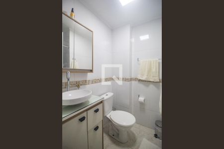 Banheiro de apartamento à venda com 1 quarto, 26m² em Centro Histórico, Porto Alegre