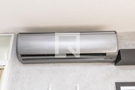 Sala de apartamento à venda com 2 quartos, 55m² em Parada de Lucas, Rio de Janeiro