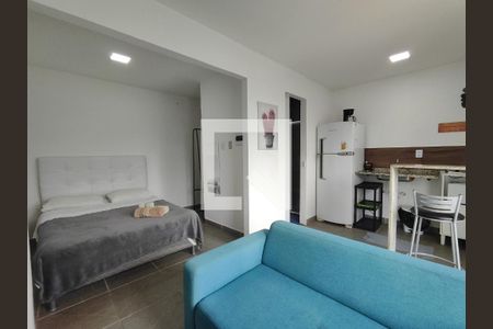 Sala de kitnet/studio para alugar com 1 quarto, 33m² em Vargem Grande, Rio de Janeiro