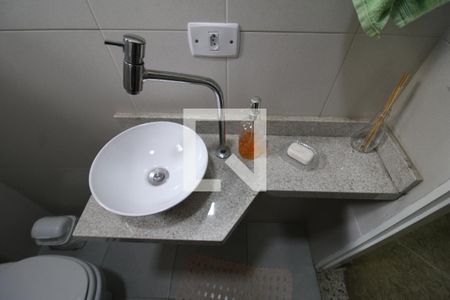 Lavabo de casa à venda com 3 quartos, 120m² em Vila Dionisia, São Paulo