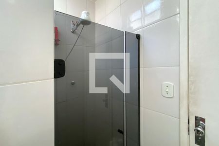 Banheiro de casa à venda com 2 quartos, 62m² em Boa Vista, Belo Horizonte