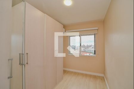 Quarto 1 de apartamento para alugar com 3 quartos, 67m² em Vila Ipiranga, Porto Alegre