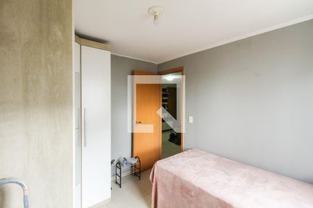 Quarto 1 de apartamento para alugar com 2 quartos, 44m² em Igara, Canoas