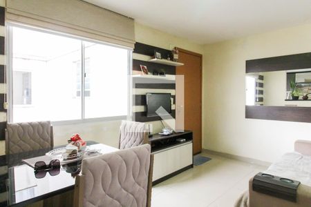 Sala de apartamento para alugar com 2 quartos, 44m² em Igara, Canoas