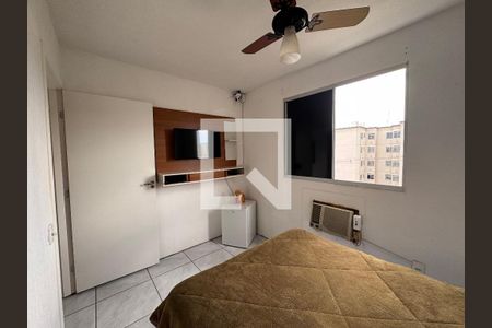 Quarto 1 de apartamento à venda com 2 quartos, 40m² em Santos Dumont, São Leopoldo