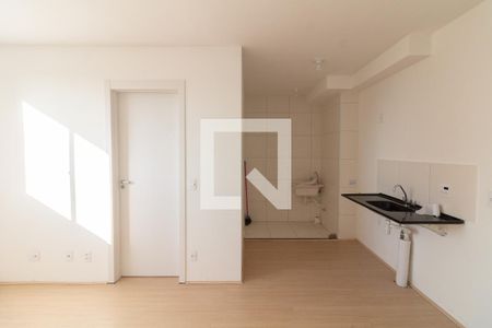 Sala/Cozinha de apartamento para alugar com 2 quartos, 35m² em Jardim Peri Peri, São Paulo