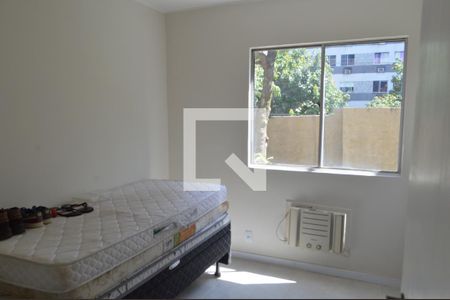 Quarto 2 de apartamento para alugar com 2 quartos, 52m² em Freguesia (jacarepaguá), Rio de Janeiro