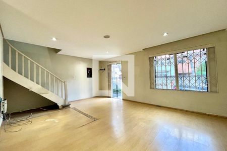 Sala de casa para alugar com 5 quartos, 200m² em Vila Clementino, São Paulo