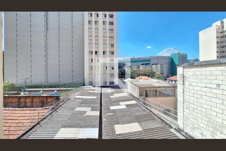Vista da Sala/Cozinha de apartamento à venda com 3 quartos, 88m² em Pompeia, São Paulo