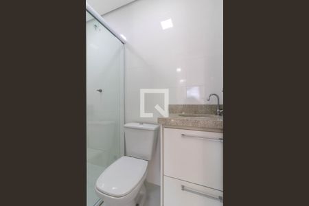 Banheiro de kitnet/studio para alugar com 0 quarto, 41m² em Vila Augusta, Guarulhos