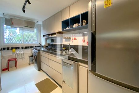 Cozinha e Área de Serviço de apartamento à venda com 3 quartos, 95m² em Caiçaras, Belo Horizonte