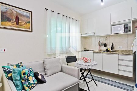 Sala e cozinha de apartamento para alugar com 2 quartos, 47m² em Santana, São Paulo
