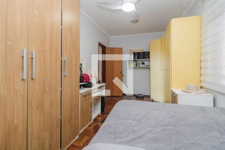 Quarto 1 de casa à venda com 3 quartos, 350m² em Cavalhada, Porto Alegre