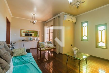 Sala de casa à venda com 3 quartos, 350m² em Cavalhada, Porto Alegre