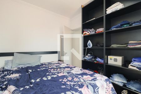 Quarto 1 de apartamento para alugar com 2 quartos, 49m² em Parque Maria Helena, São Paulo