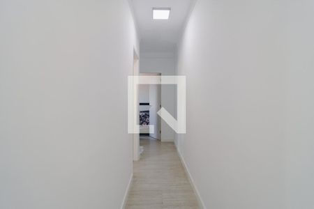 Corredor de apartamento para alugar com 2 quartos, 49m² em Parque Maria Helena, São Paulo