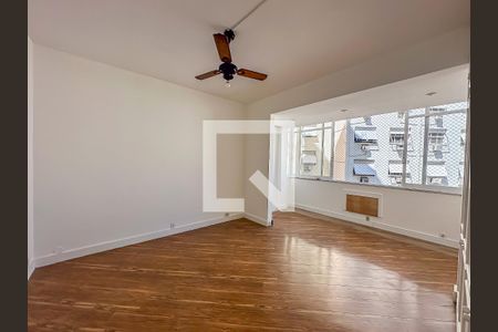 Sala de apartamento à venda com 2 quartos, 107m² em Flamengo, Rio de Janeiro