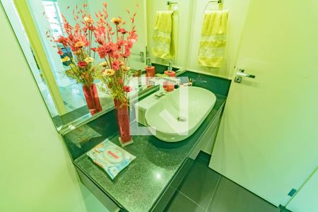 Lavabo de casa à venda com 3 quartos, 350m² em Planalto Paulista, São Paulo