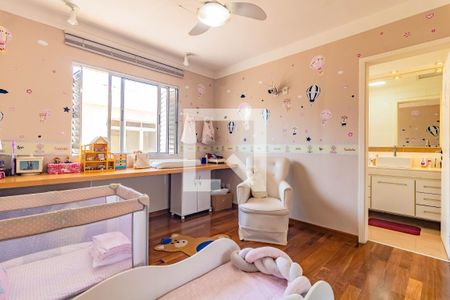 Suíte 1 de casa à venda com 3 quartos, 350m² em Planalto Paulista, São Paulo