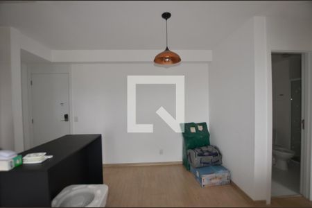 Sala de apartamento para alugar com 2 quartos, 57m² em Marechal Hermes, Rio de Janeiro