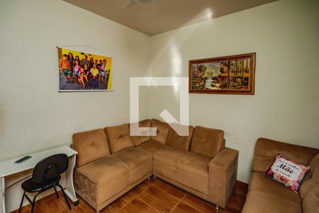 Sala de casa à venda com 2 quartos, 180m² em Canaa, Belo Horizonte
