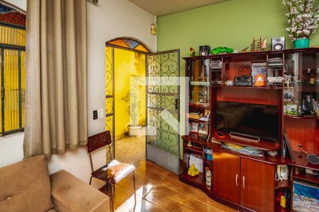 Sala de casa à venda com 2 quartos, 180m² em Canaa, Belo Horizonte