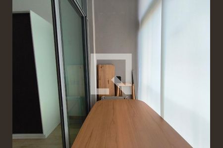 Varanda de kitnet/studio à venda com 1 quarto, 26m² em Vila Mariana, São Paulo