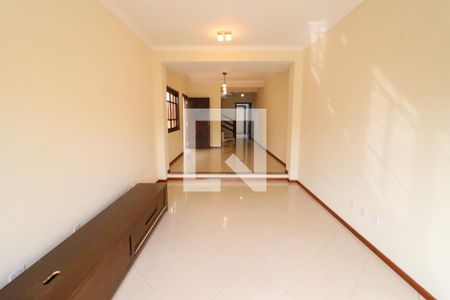 Sala de casa à venda com 3 quartos, 168m² em Rio Pequeno, São Paulo