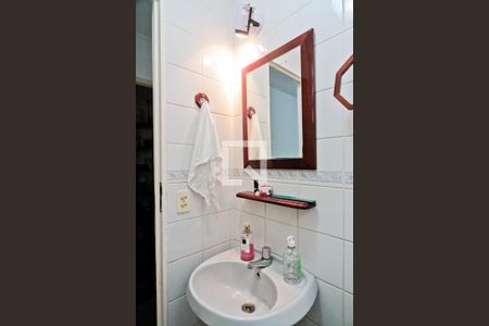 Lavabo de casa para alugar com 2 quartos, 125m² em Conjunto Residencial Vista Verde, São Paulo