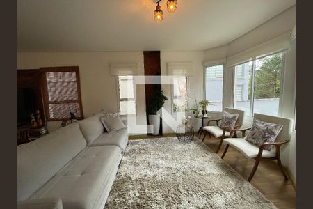 Sala de casa de condomínio para alugar com 3 quartos, 248m² em Jardim Santa Izabel, Cotia