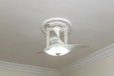 Sala de apartamento à venda com 2 quartos, 100m² em Olaria, Rio de Janeiro