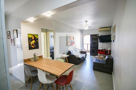 Sala de apartamento para alugar com 1 quarto, 53m² em Canto do Forte, Praia Grande