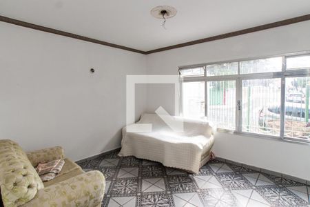 Sala de casa para alugar com 4 quartos, 150m² em Parque Vitoria, São Paulo