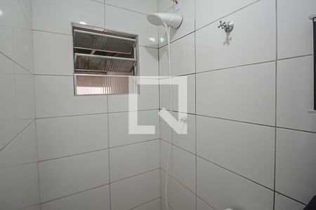 Banheiro de kitnet/studio para alugar com 1 quarto, 20m² em Taboão, São Bernardo do Campo