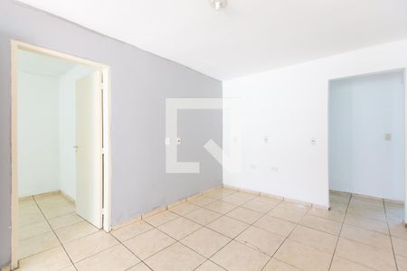 Sala de casa para alugar com 4 quartos, 123m² em Jardim Sao Pedro, São Paulo