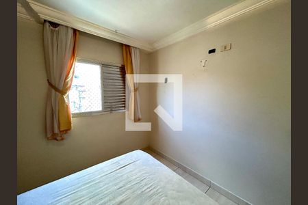 Quarto 2 de apartamento para alugar com 2 quartos, 55m² em Jardim Iporanga, Guarulhos