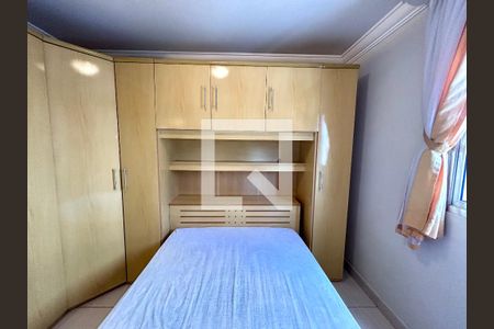 Quarto 2 de apartamento para alugar com 2 quartos, 55m² em Jardim Iporanga, Guarulhos