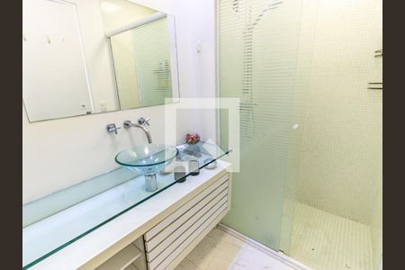 Banheiro Social de apartamento à venda com 1 quarto, 70m² em Vila Regente Feijó, São Paulo