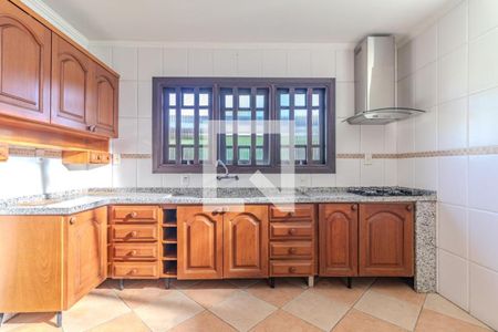 Cozinha de casa para alugar com 4 quartos, 350m² em Partenon, Porto Alegre