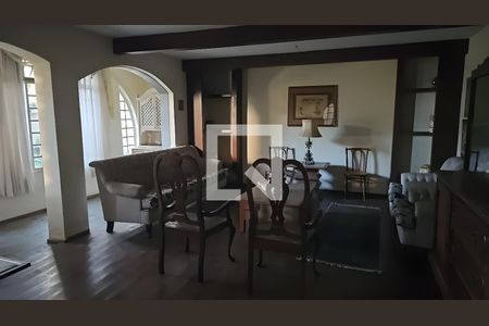 Sala de casa para alugar com 5 quartos, 380m² em Belvedere, Belo Horizonte