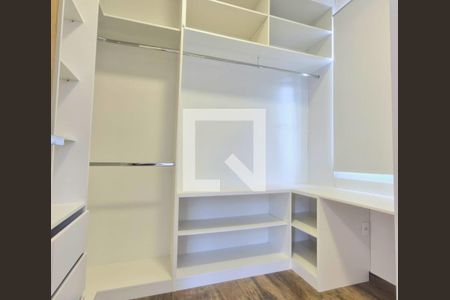 Closet de casa à venda com 3 quartos, 180m² em Vila Rica, Lagoa Santa