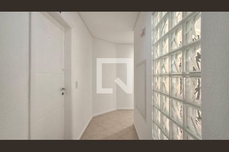 Hall de entrada de apartamento para alugar com 2 quartos, 85m² em Rio Tavares, Florianópolis