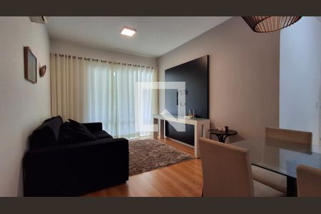 Sala de apartamento para alugar com 2 quartos, 85m² em Rio Tavares, Florianópolis