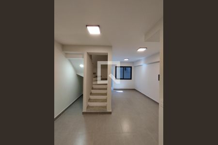 Sala de casa para alugar com 2 quartos, 100m² em Jardins, São Paulo