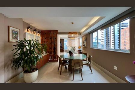 Sala de apartamento à venda com 3 quartos, 151m² em Lourdes, Belo Horizonte