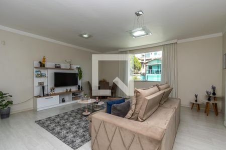 Sala de apartamento à venda com 3 quartos, 200m² em Heliópolis, Belo Horizonte