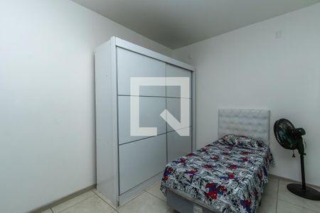 Quarto de apartamento à venda com 3 quartos, 200m² em Heliópolis, Belo Horizonte