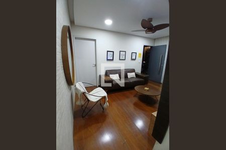 Sala de casa à venda com 3 quartos, 130m² em Santa Maria, Santo André