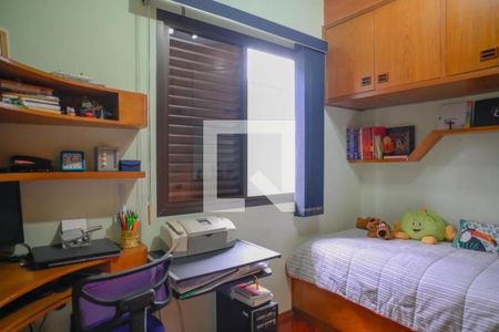 Foto 18 de casa à venda com 3 quartos, 157m² em Vila Brasilina, São Paulo